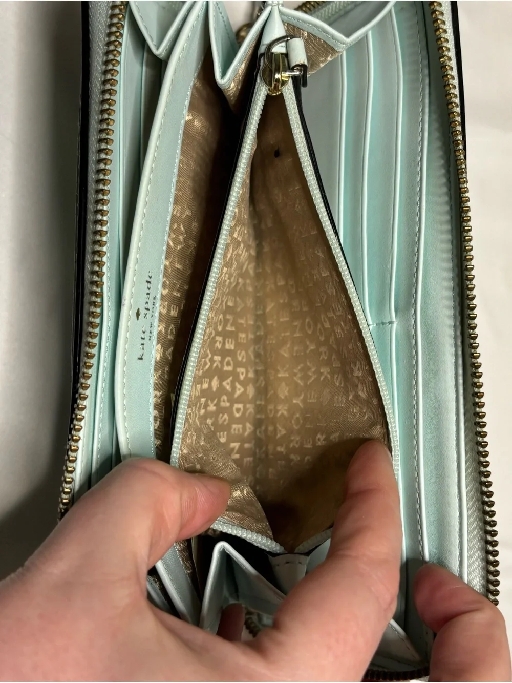 kate spade Laurel Way Neda Zip Around Clutch/wallet